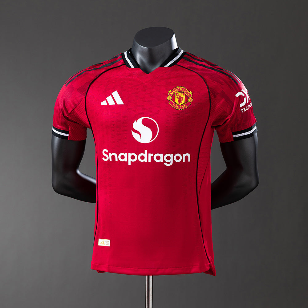 Manchester United home kit  (1:1)