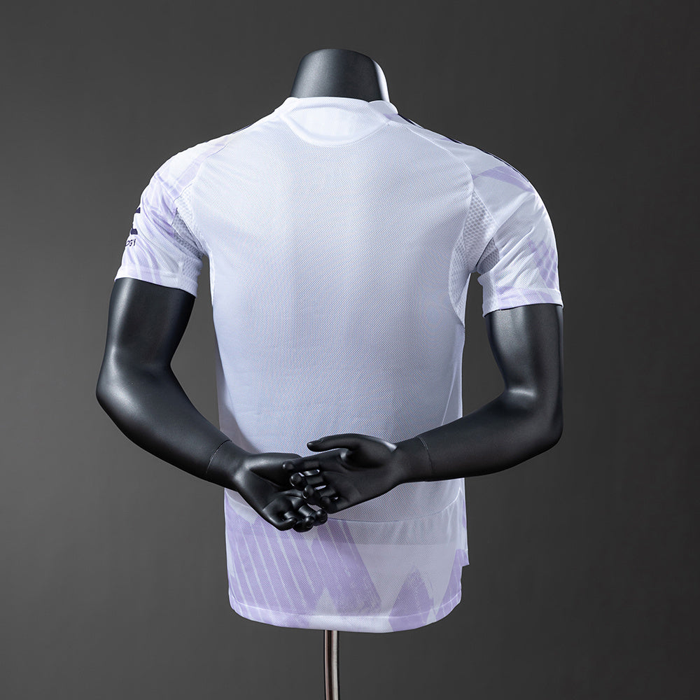 Manchester United Away kit  (1:1)